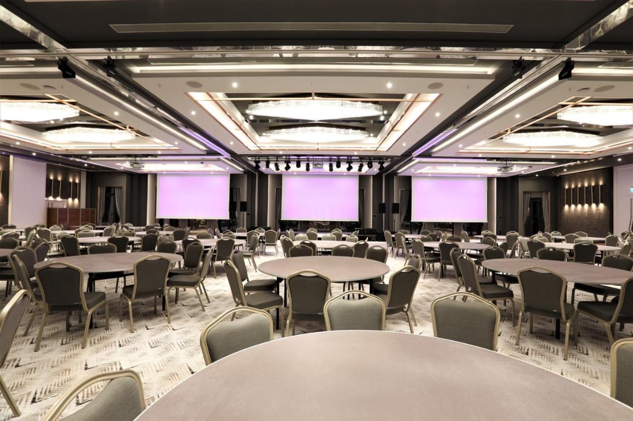 Limak Skopje Luxury Hotel Kültér fotó The Grand Ballroom