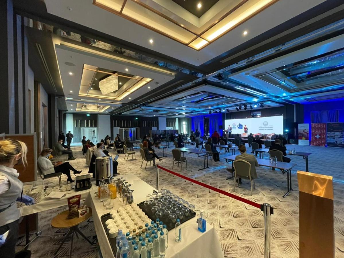 Limak Skopje Luxury Hotel Kültér fotó The 2019 World Economic Forum on the Middle East, Africa and India